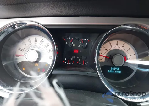 2012 Ford Mustang V6 Premium z USA, uszkodzony, nr VIN 1ZVBP8AM1C5255815